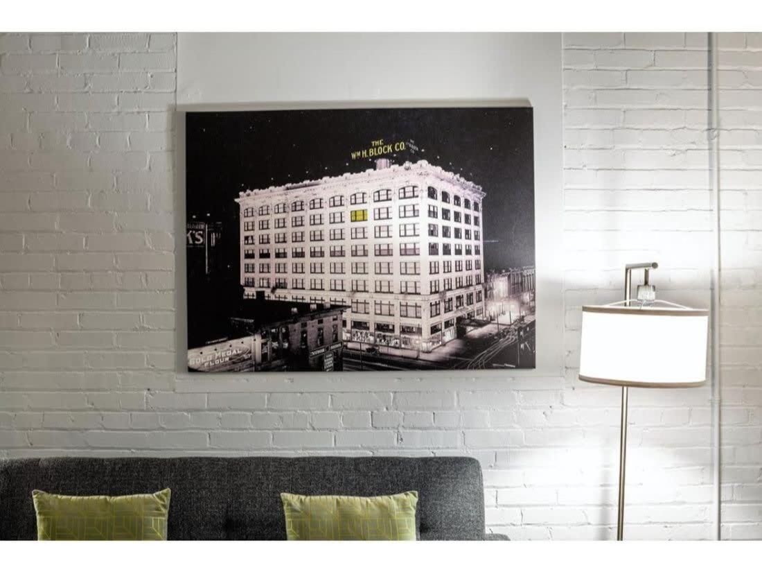 Beautiful 2Br 2Ba In The Block By Cozysuites Indianapolis Exterior foto